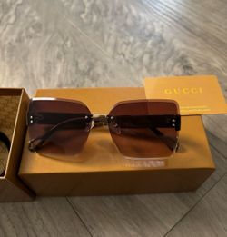 Gucci women sunglasses