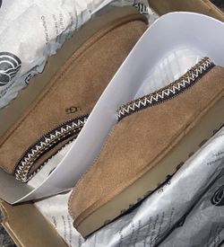 UGG Tasman Slipper Chestnut (W) Size 7W $170