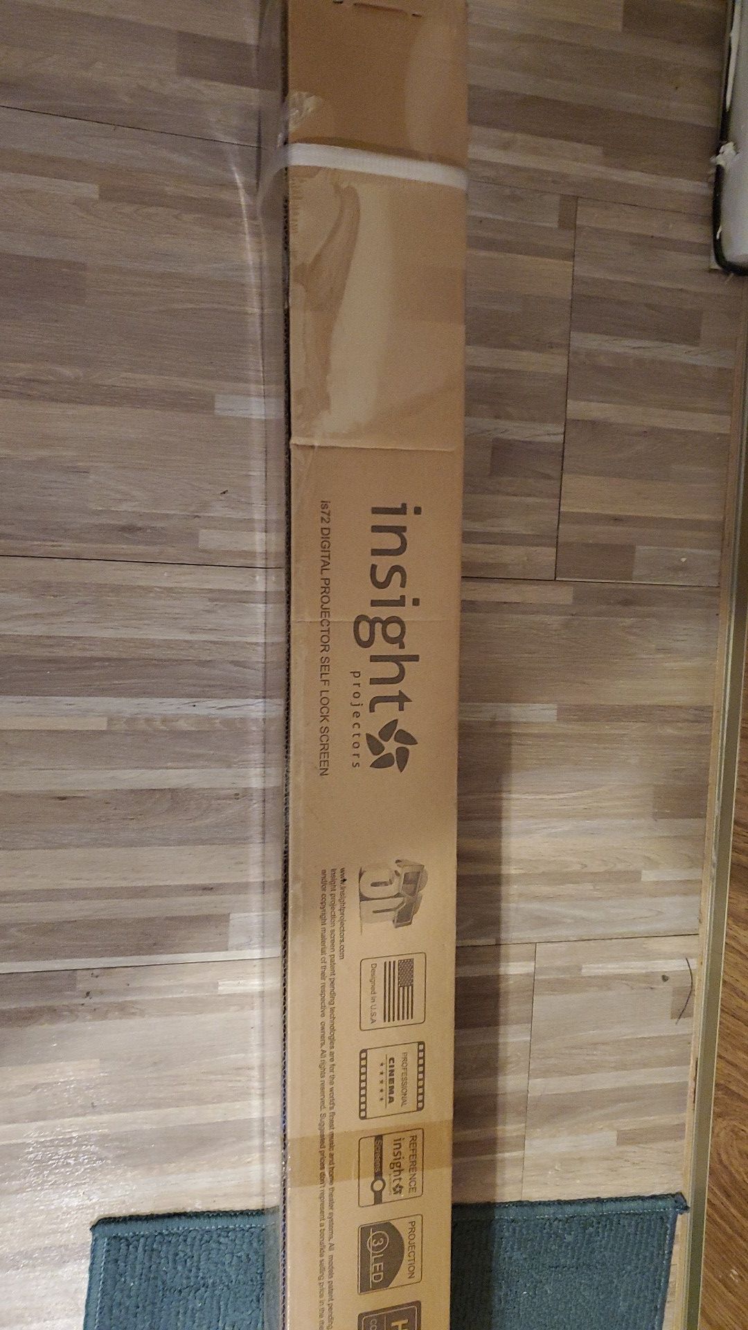 Insight is72 self lock screen projector for Sale in Phoenix, AZ OfferUp