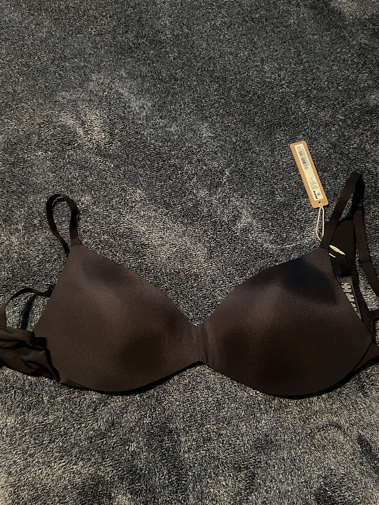 Skims Wireless Bra 32D