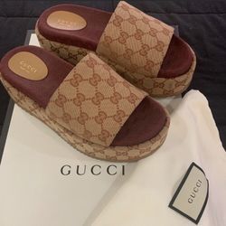 Gucci Slides Canvas