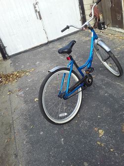 Está como nueva de aluminio