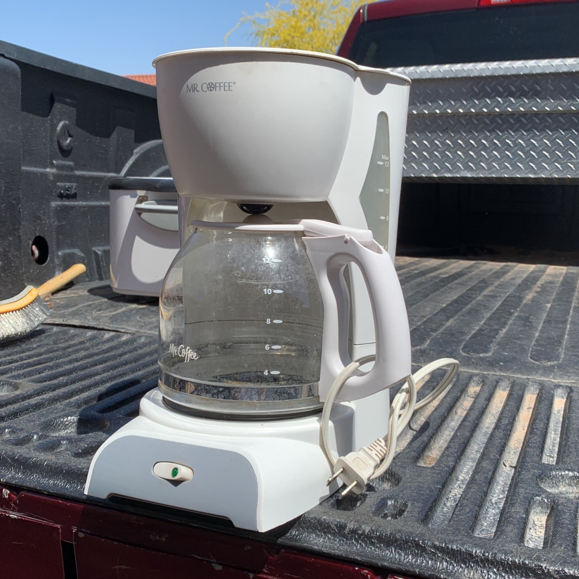 Mr Coffee 12 Cup Coffee Maker /filter