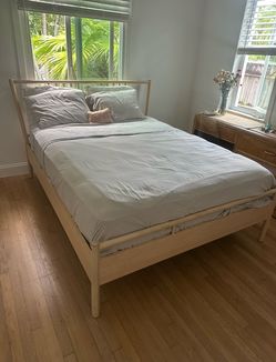 IKEA BJÖRKSNÄS Queen Bed Frame Birch – Excellent Condition