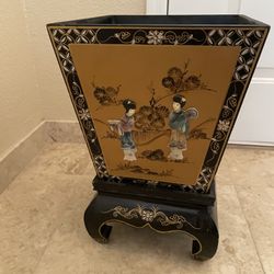 Beautiful Mother of Pearl Planter