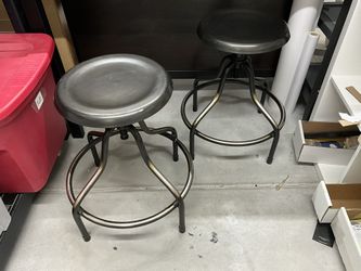 Set Of 2 Metal Stools