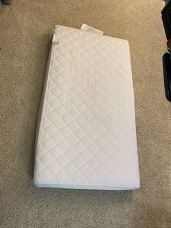 Toddler bed