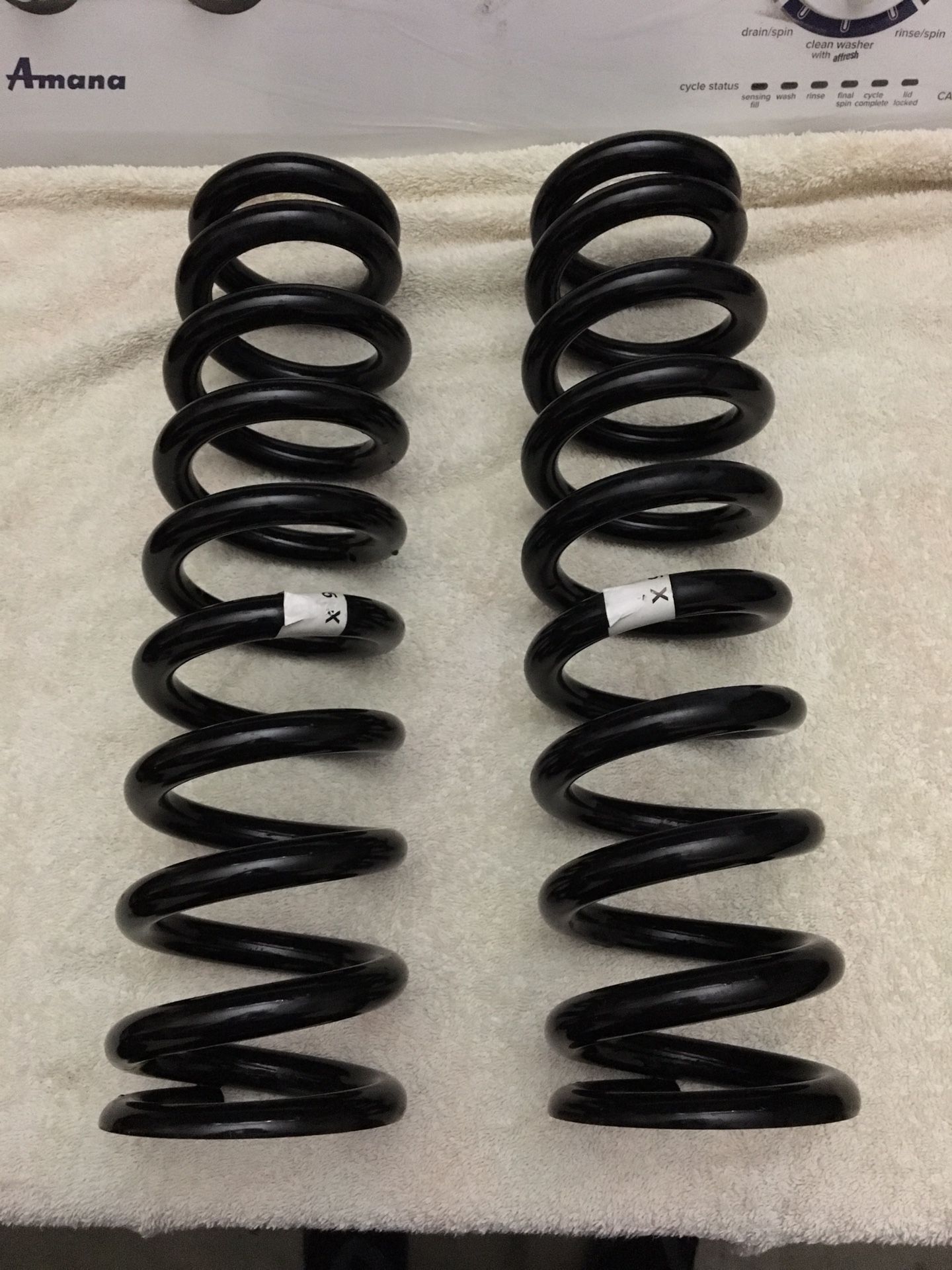 Old man Emu OME 885x Coil springs Tacoma