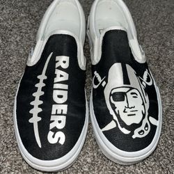 Raider Vans