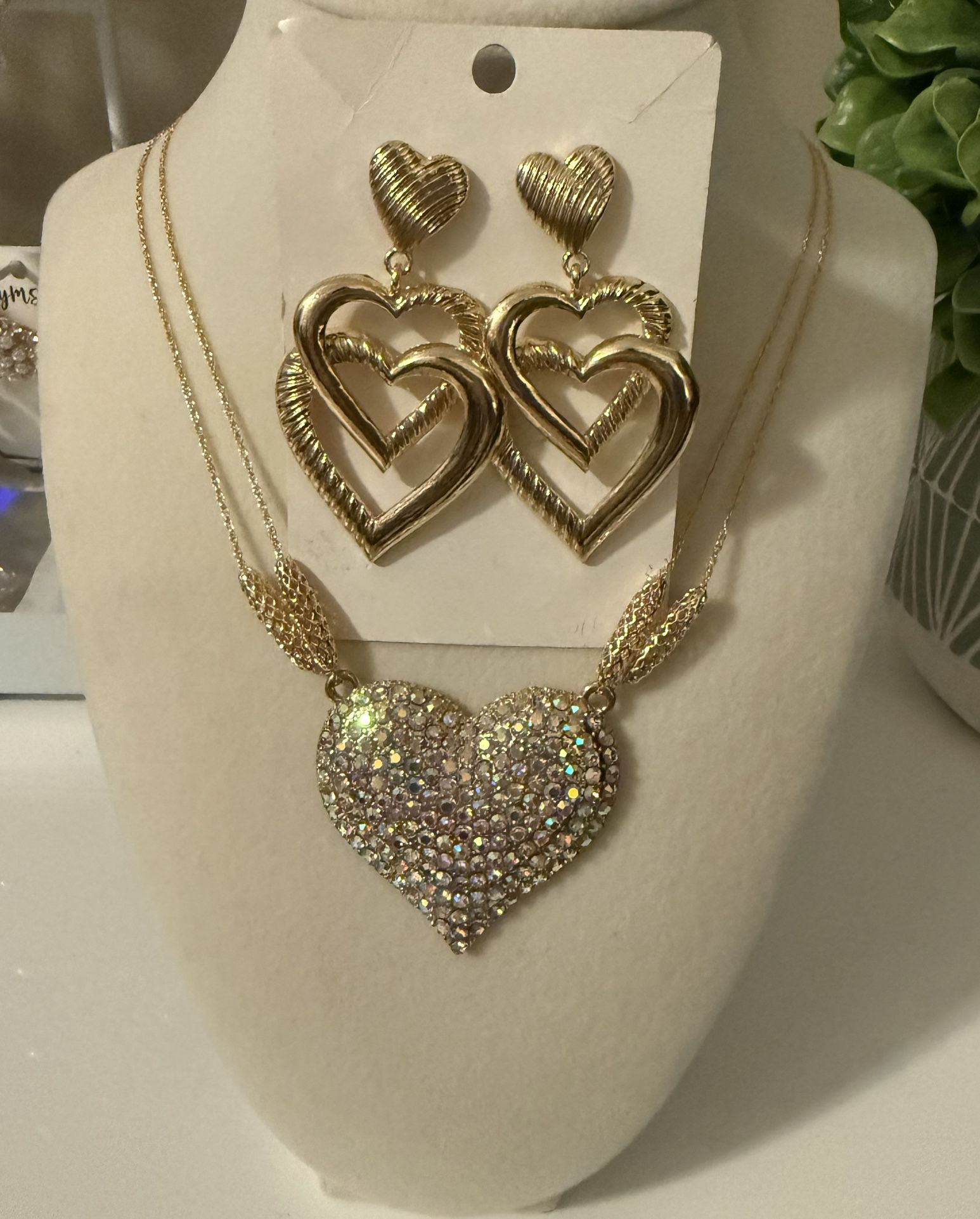๐๐ฅฐ๐Gold Filled Necklace with Earrings