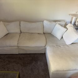 White Sofa/Couch