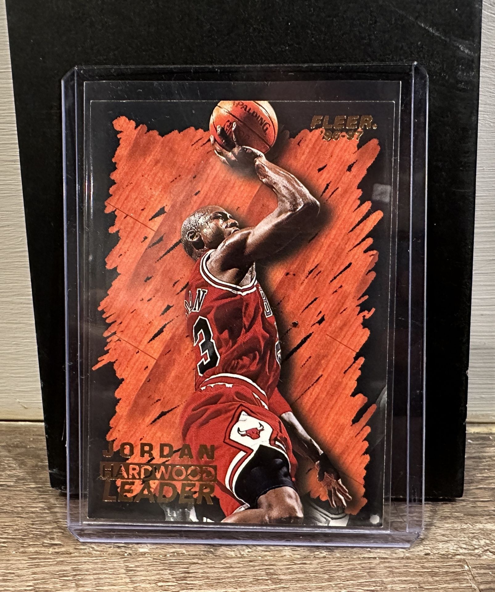 1(contact info removed) FLEER HARDWOOD LEADER #123 MICHAEL JORDAN BASKETBALL CARD CHICAGO BULLS