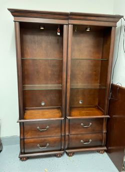 Showcase with lights