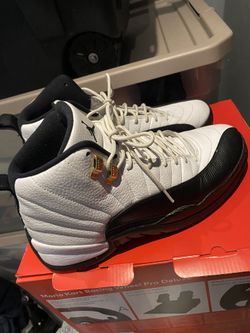 Air Jordan 12 Retro Taxi 2013 Sz 9.5