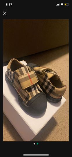 Burberry Shoes