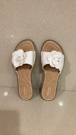 Summer shoes