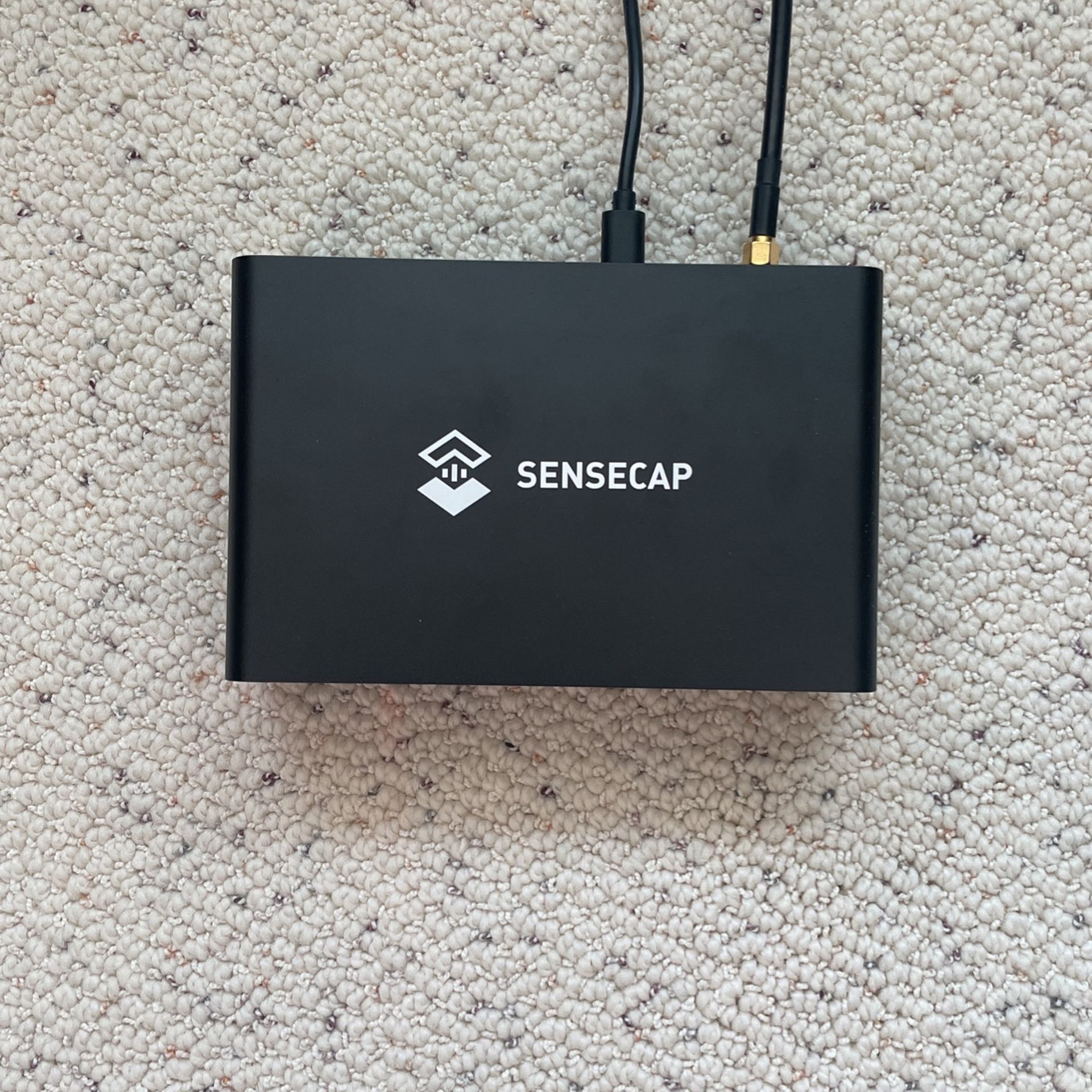 SenseCAP M1 Helium Crypto Miner + 5.8 dBi Antenna US915 Other - Electronics  & Media