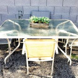 Patio Garden Set Glass Table and Four Chairs