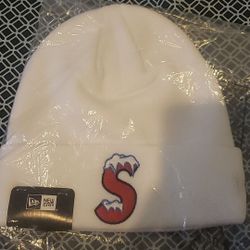 Supreme S logo New Era beenie White