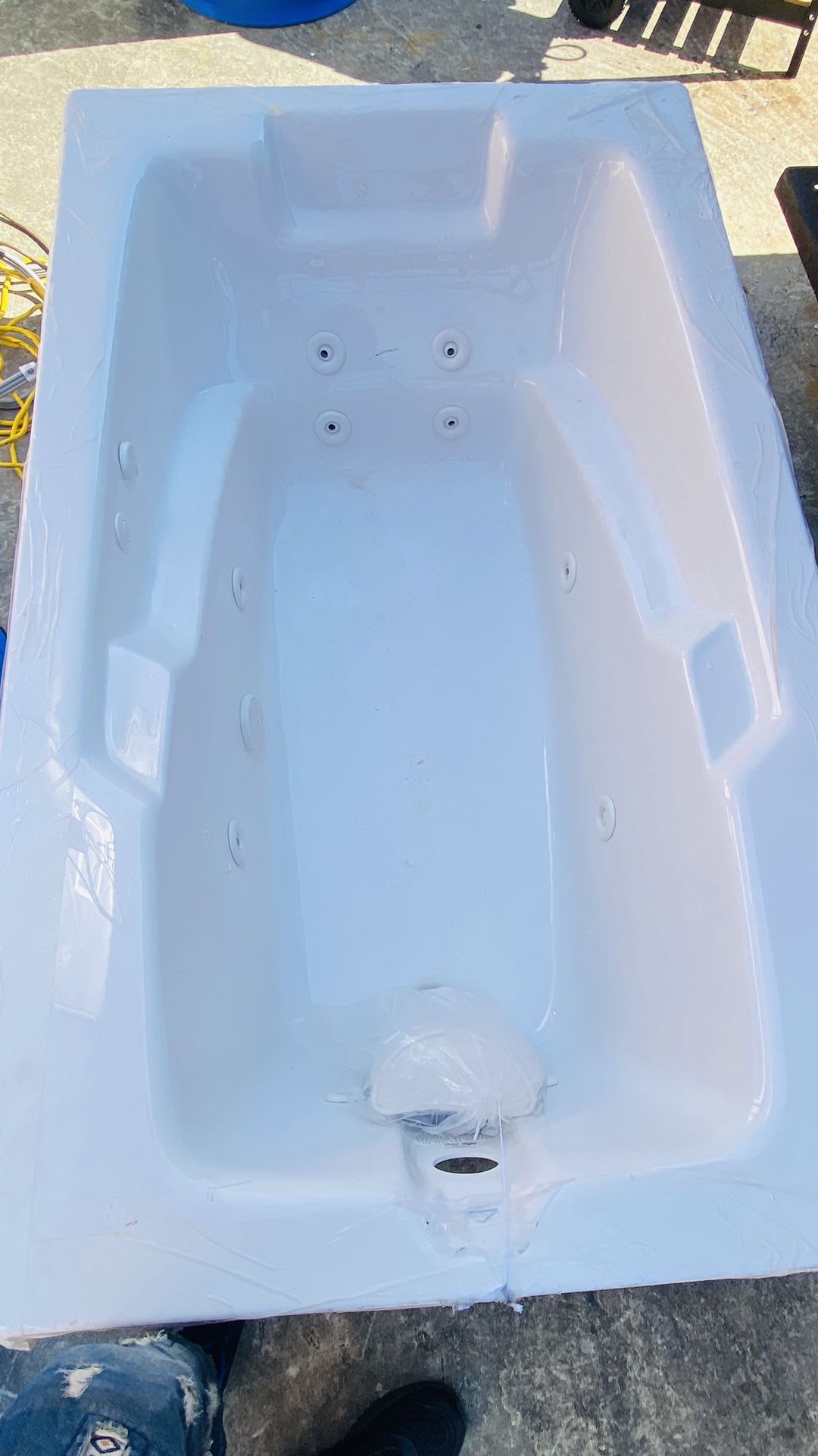 Hydro Massage Bath Tub