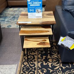 Nayeli 3PC Sheesham Beautiful Nesting Table