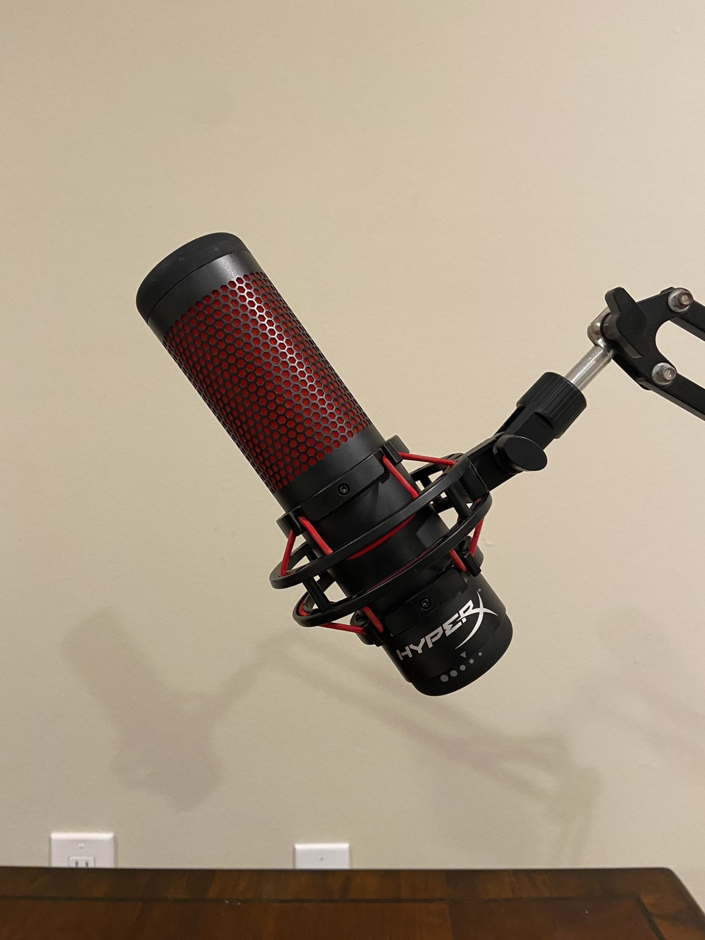 HyperX Quadcast USB Condensor Microphone for Gaming and Streaming, with Arm