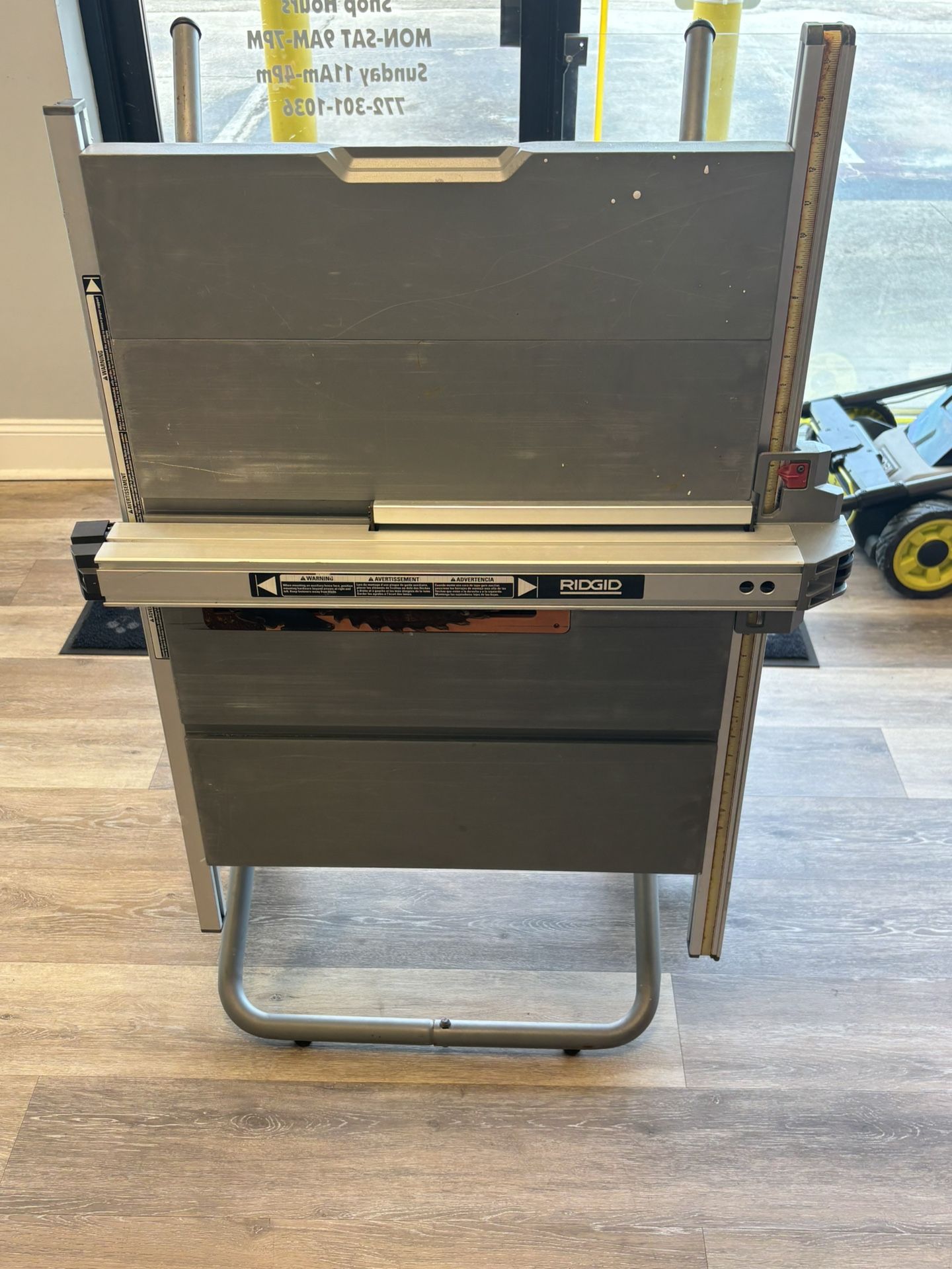 Rigid Tools Table Saw
