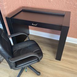 Desk And Chair 
