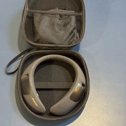 Bose SoundWear Companion Portable Bluetooth Wearable Neck Speaker