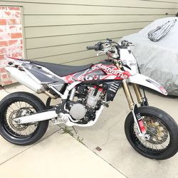 Husqvarna SMR 510cc low mileage