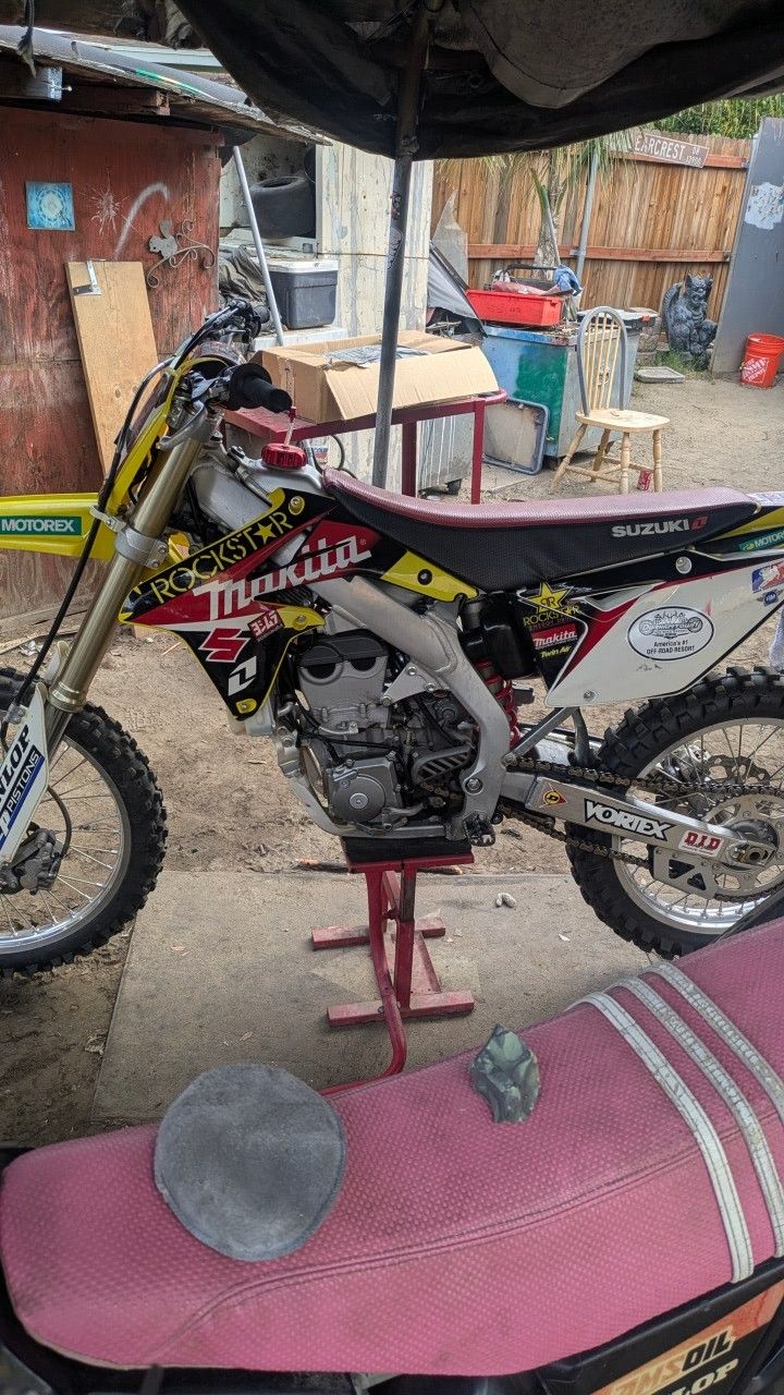 2009 suzuki RMZ