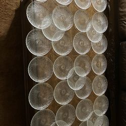 Set of 32 Vintage Clear Glass Swirl Pattern Dessert Plates