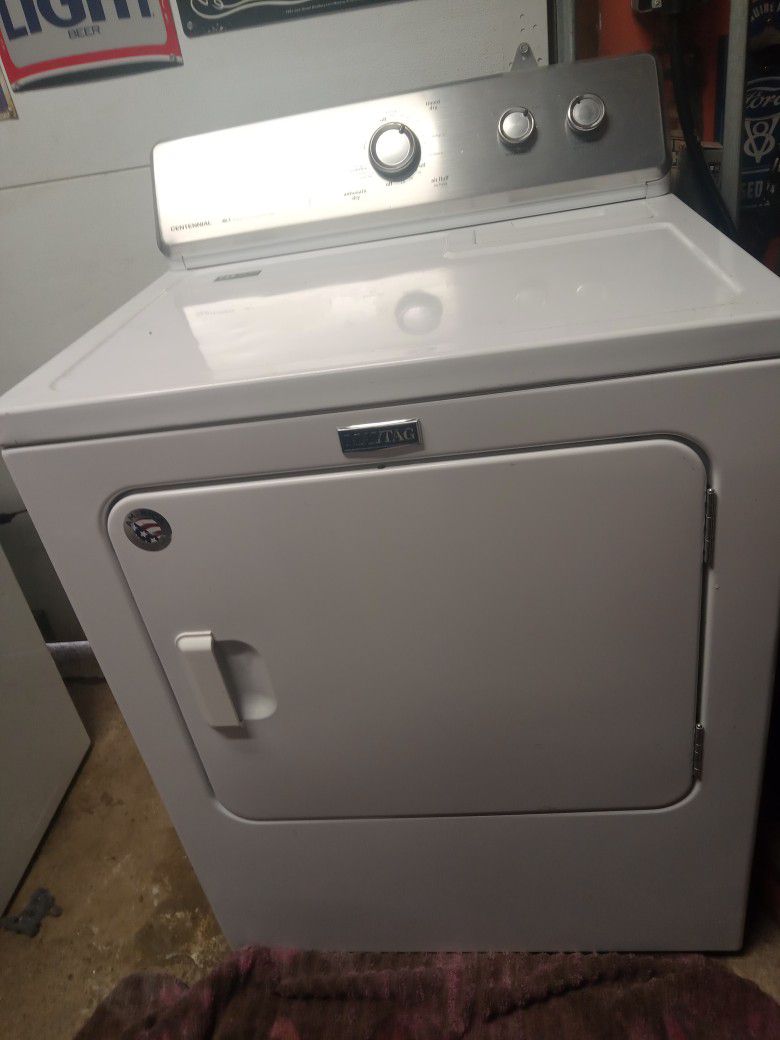 May Tag Electric  Dryer 