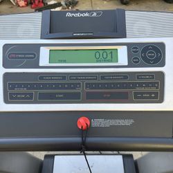 Reebok Treadmill 8700 ES