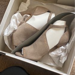 Womens Size 5.5 Heels 