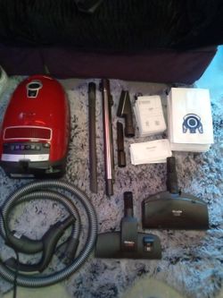 Miele c3 complete w/ a bundle of extras included