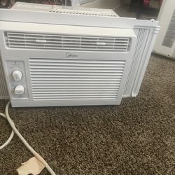 Room Air Conditioner