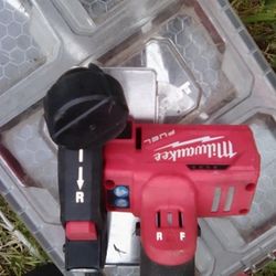 Milwaukee Small Cut Off Grinder