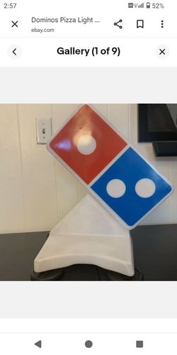 Car domino's tilt sign
