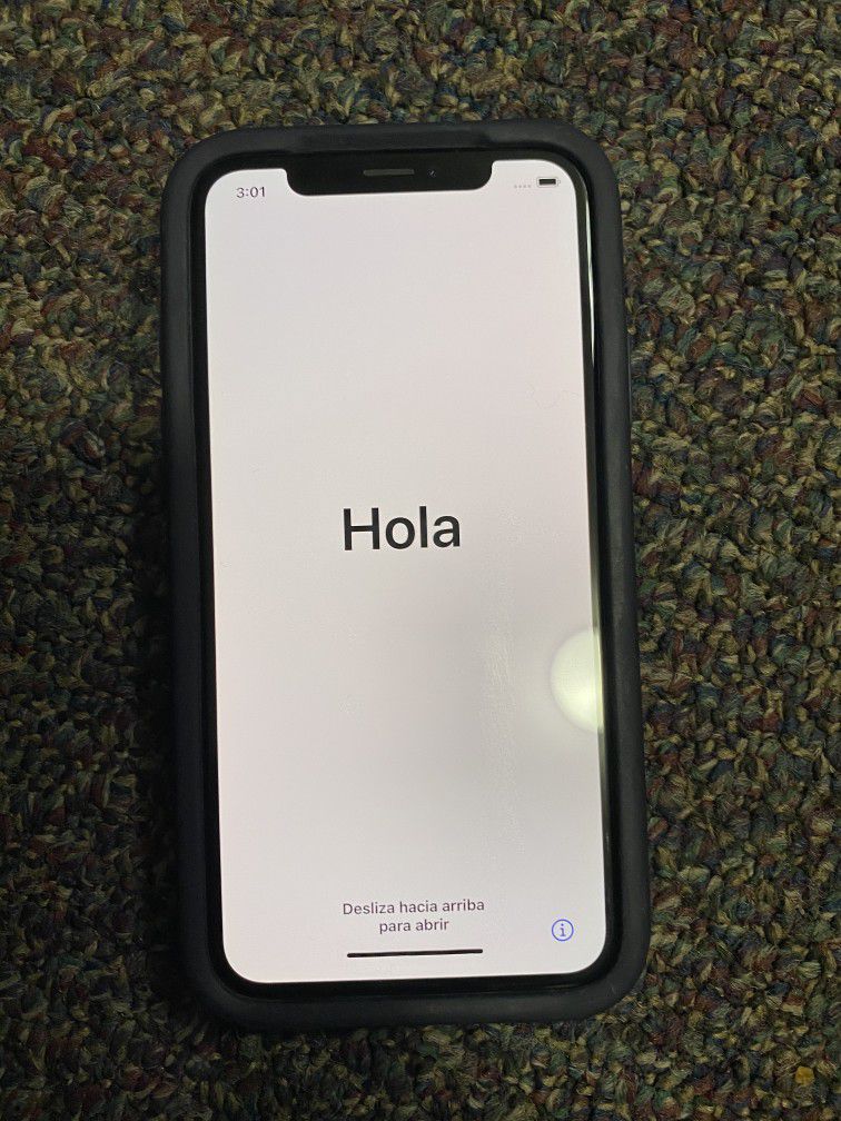 Unlocked iPhone X in Excellent condition (256GB)