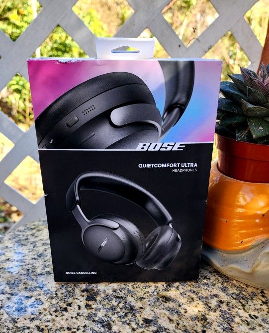 🔥Bose - QuietComfort Ultra
🔥$295 Cash Only, Firm On Price
🔥Wireless Noise Cancelling Over-the-