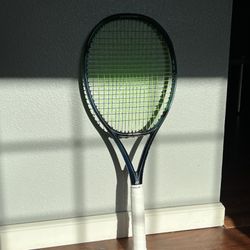 Ezone 98L Tennis Racquet
