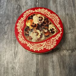 Valentine's Day Tin