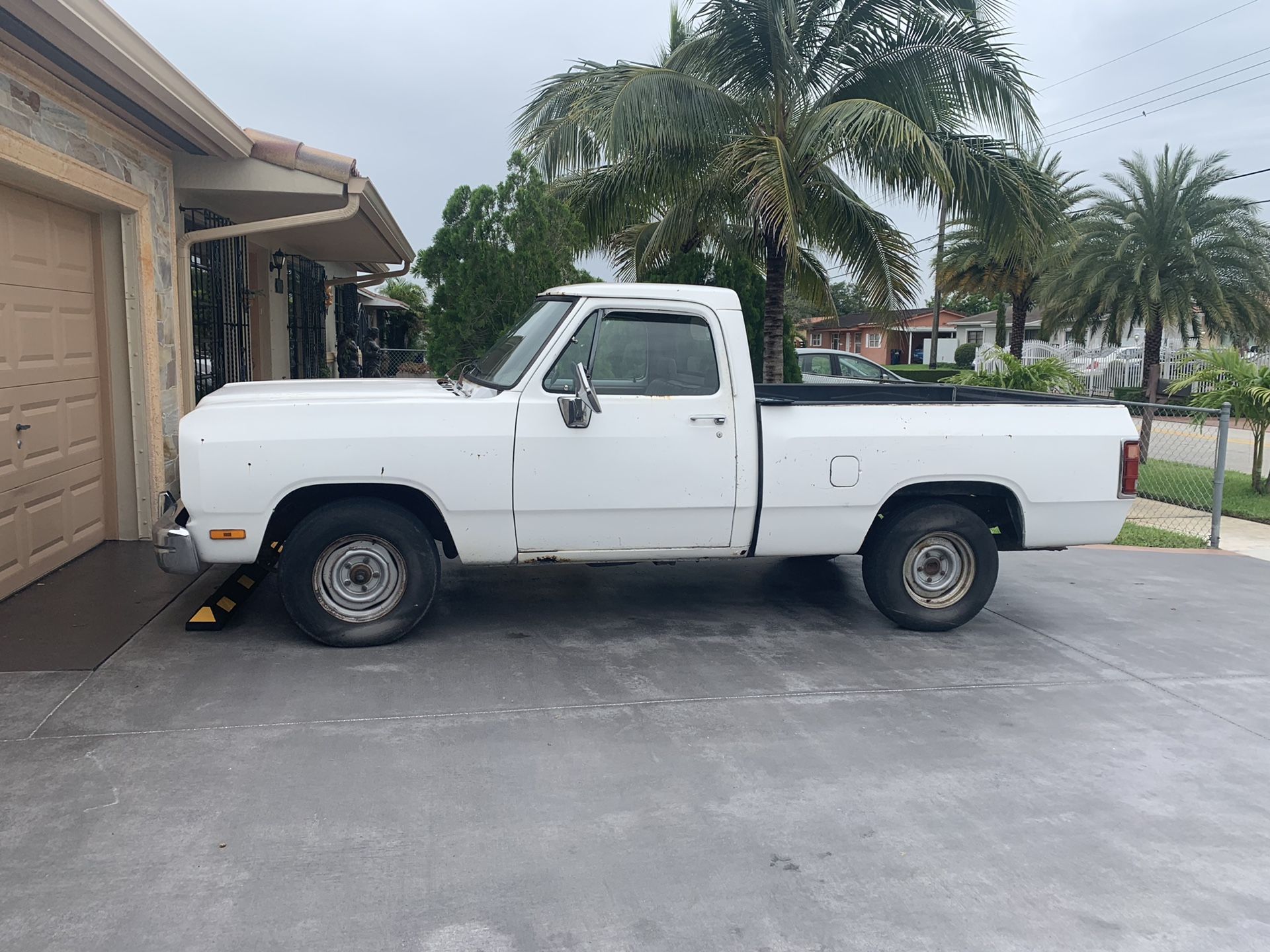 1993 Dodge D150