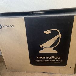 4 Moms Mama Roo Baby Swing