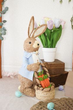 Easter Decor