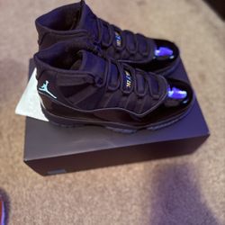 11 Gamma  Size 10 $350