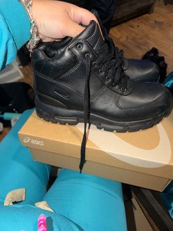 Nike boots men 8 1/2