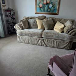 Heavy couch never used Great Price