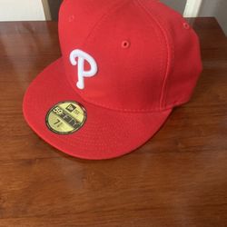 Red Philadelphia Phillies MLB New Era Fitted Size 7 3/8 BRAND NEW GREY BRIM AUTHENTIC- $35